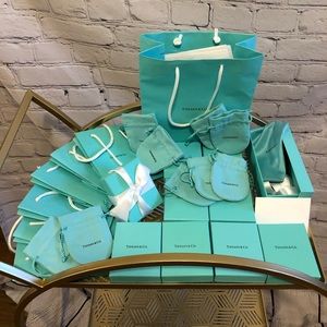 TIFFANY & CO. GIFT BAGS AND BOXES
